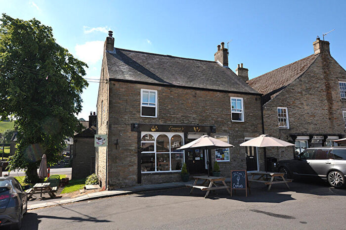 3 Bedroom Link Detached House For Sale In The Village Shoppe & Flat Market Square, Allendale, NE47