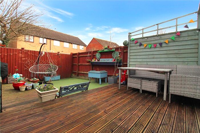 3 Bedroom Terraced House For Sale In Sandgate, Swindon, Wiltshire, SN3