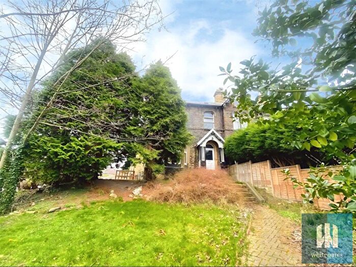 1 Bedroom House To Rent In Woodhouse Hill, Fartown, Huddersfield, HD2