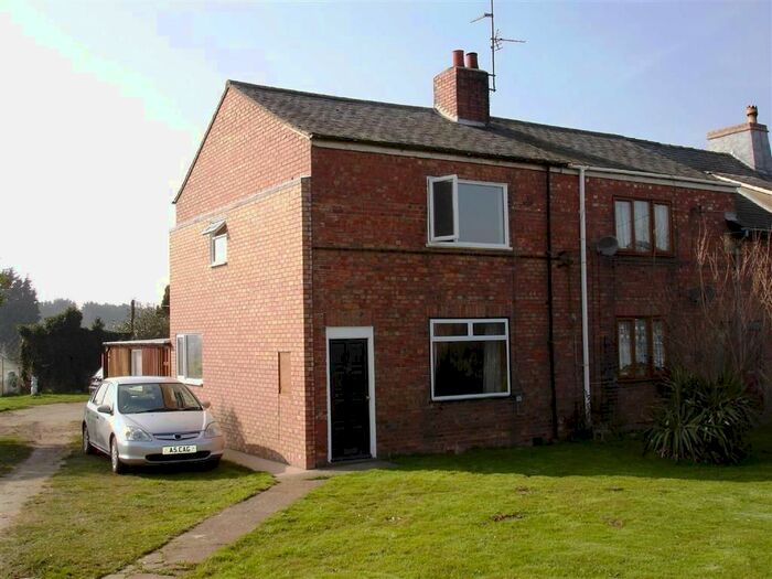 2 Bedroom Terraced House To Rent In Moulton Seas End, PE12