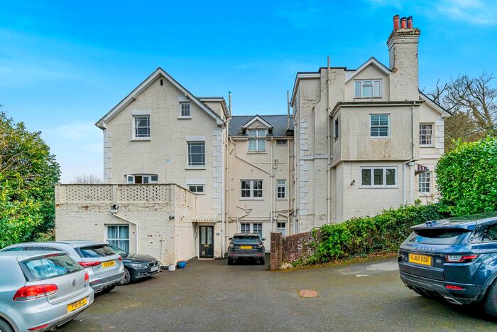 1 Bedroom Flat For Sale In Ashurst, Tunbridge Wells, TN3