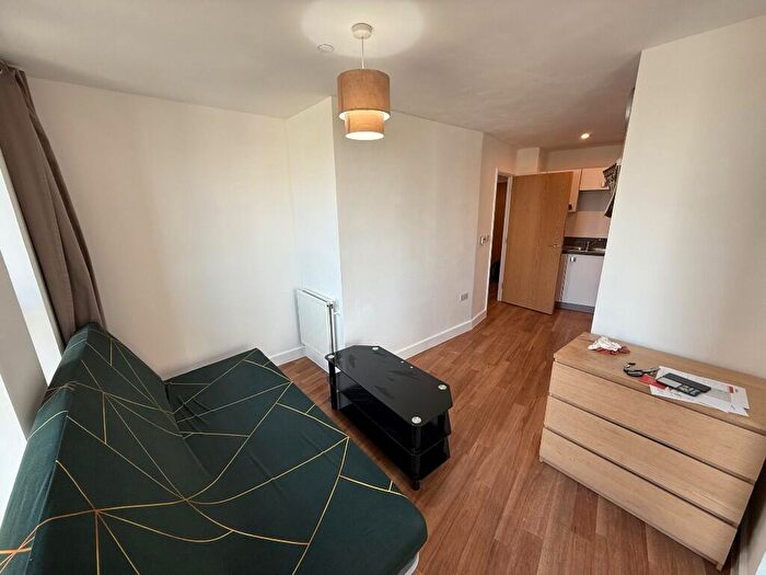 1 Bedroom Flat To Rent In Elmira Street, London, SE13