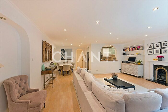 3 Bedroom Flat To Rent In Inverness Terrace, Bayswater, London, W2