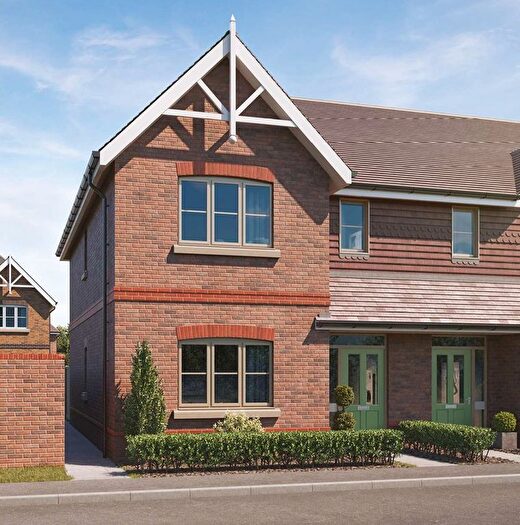 3 Bedroom End Of Terrace House For Sale In Waltham Road, Maidenhead, SL6