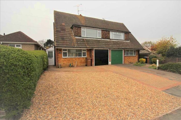3 Bedroom Semi-Detached House To Rent In Well Presented Family Home - Great Baddow, CM2
