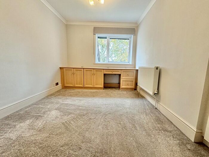 2 Bedroom Apartment To Rent In Copper Beeches, School Lane, B91