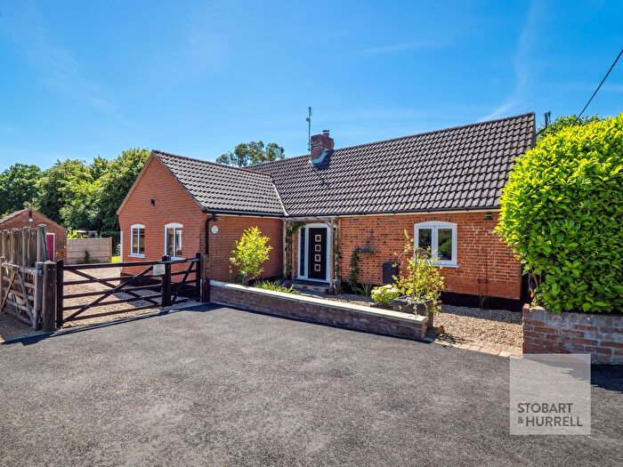 2 Bedroom Detached Bungalow For Sale In Lavender Cottage, Hall Road, Barton Turf, Norfolk, NR12