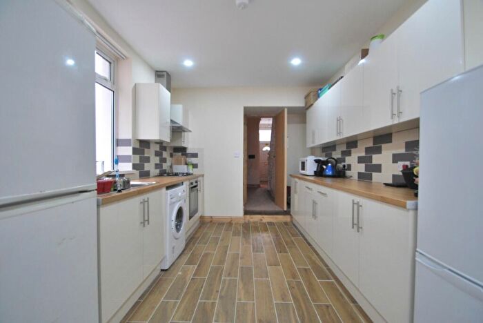 House To Rent In Llantwit Stret, Cathays, CF24
