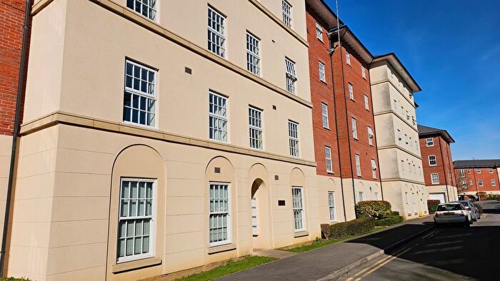 2 Bedroom Flat To Rent In Pillowell Drive, Gloucester, GL1