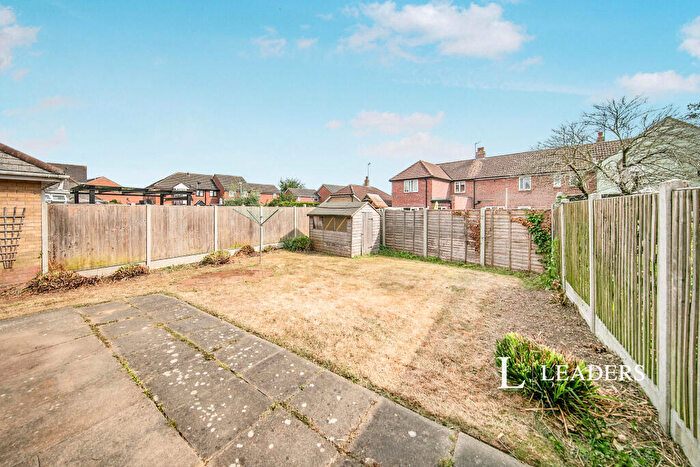 1 Bedroom End Of Terrace House To Rent In Derwent Road, Highwoods, CO4