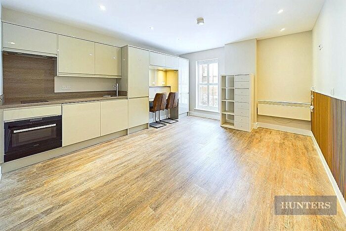 Studio To Rent In Canute Apartments, - Canute Road, Southampton, SO14