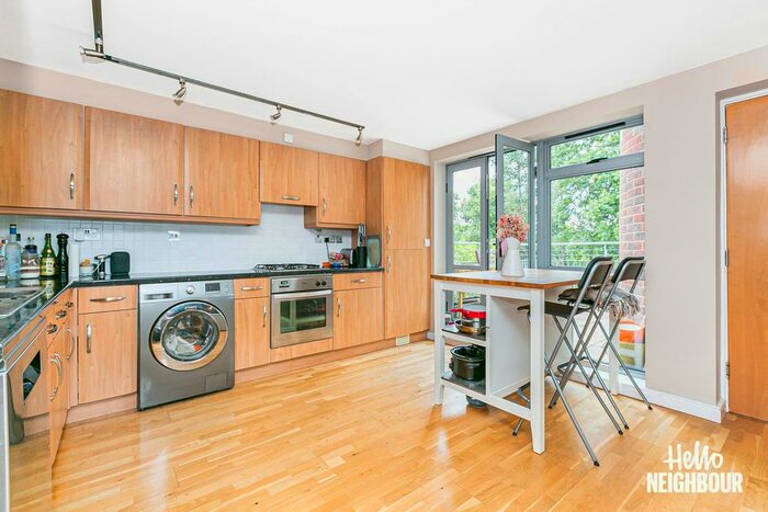 2 Bedroom Flat To Rent In London Road, Bromley, BR1