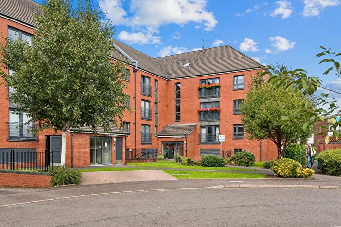 3 Bedroom Flat For Sale In Craigend Circus, Flat /, Anniesland, Glasgow, G13