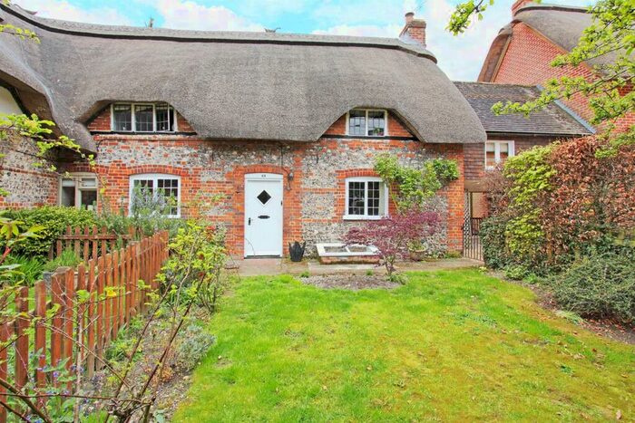 4 Bedroom Semi-Detached House For Sale In Duck Street, Abbotts Ann, Andover, SP11