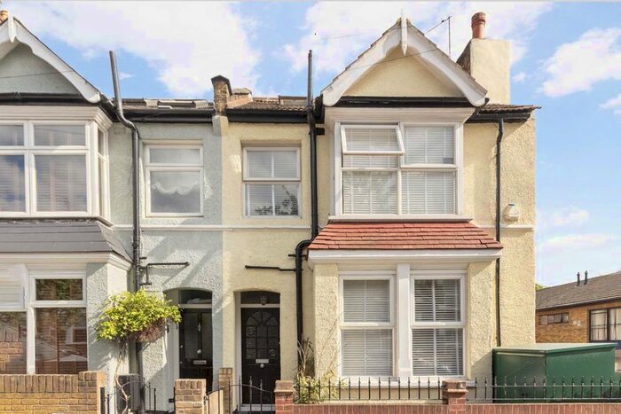 4 Bedroom Property To Rent In Laurel Gardens, London, W7