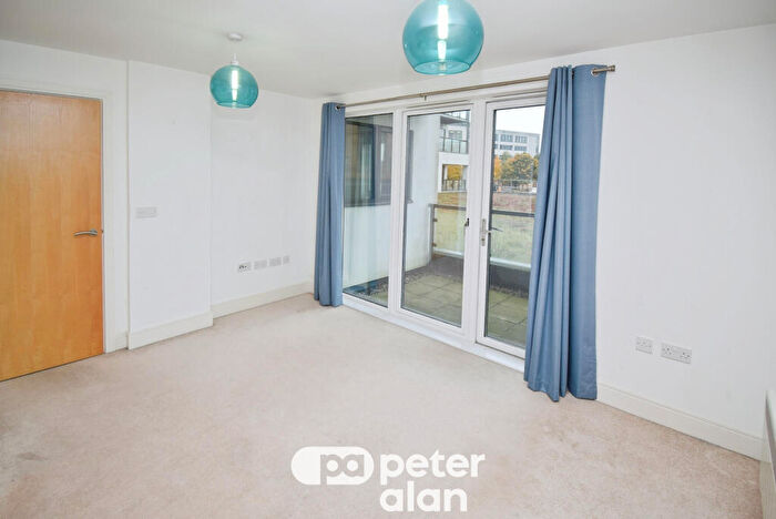 1 Bedroom Flat To Rent In Selskar Court, Newport, NP20
