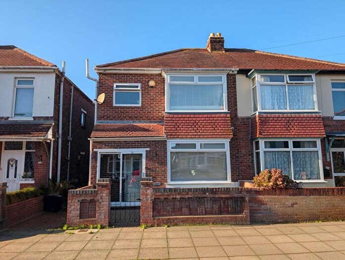 3 Bedroom Semi-Detached House For Sale In Salcombe Avenue, Portsmouth, PO3