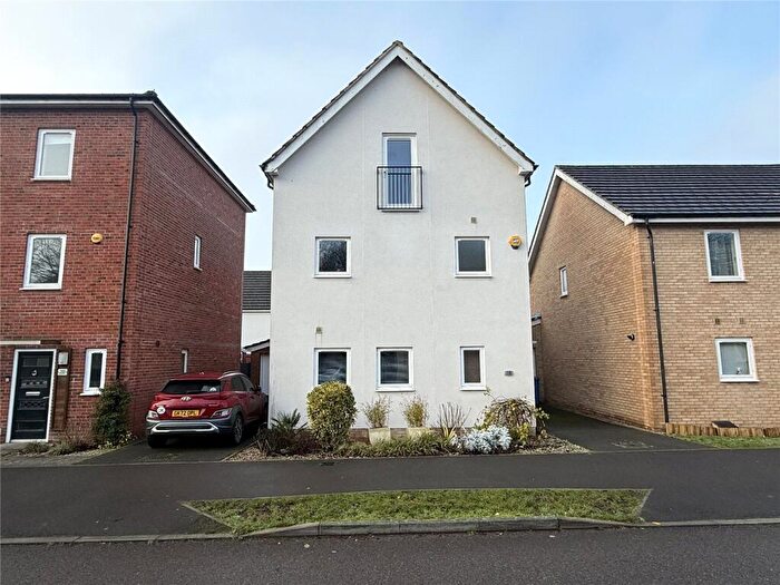 4 Bedroom Detached House To Rent In Lysander Drive, Bracknell, Berkshire, RG12