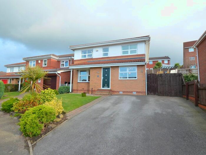 4 Bedroom Detached House To Rent In St. Andrews Drive, Barnsley, S75