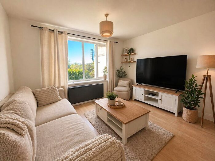 2 Bedroom Flat To Rent In Rochester, ME1