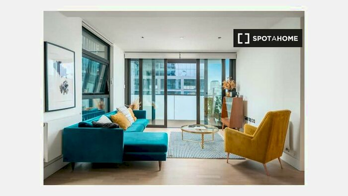 2 Bedroom Flat To Rent In Bowl Ct, EC2A