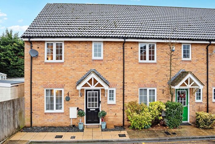 3 Bedroom End Terrace House For Sale In Franklins, Maple Cross, WD3