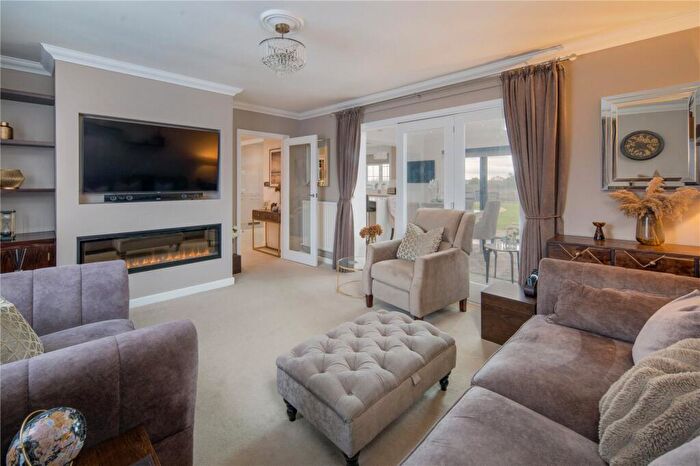 5 Bedroom Detached House For Sale In Coronation Avenue, Cowes, Isle Of Wight, PO31