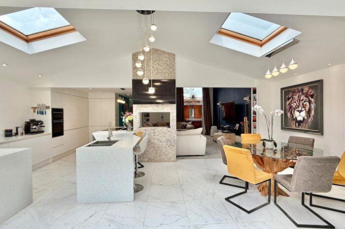 3 Bedroom Detached Bungalow For Sale In St. Leonards, BH24