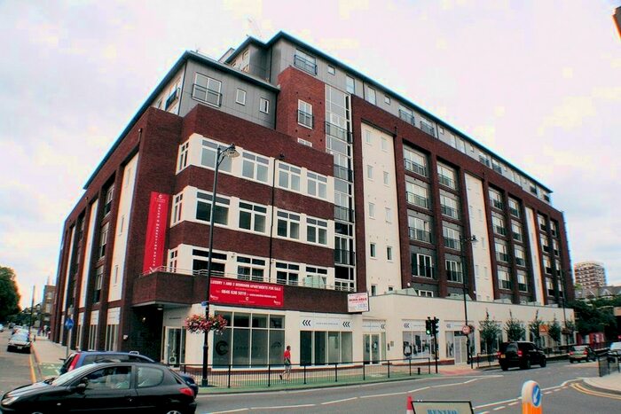 1 Bedroom Apartment To Rent In Manor Road, Wallington, SM6