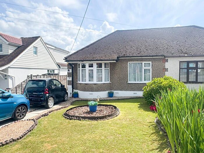 2 Bedroom Semi-Detached Bungalow For Sale In Jotmans Lane, Benfleet, SS7