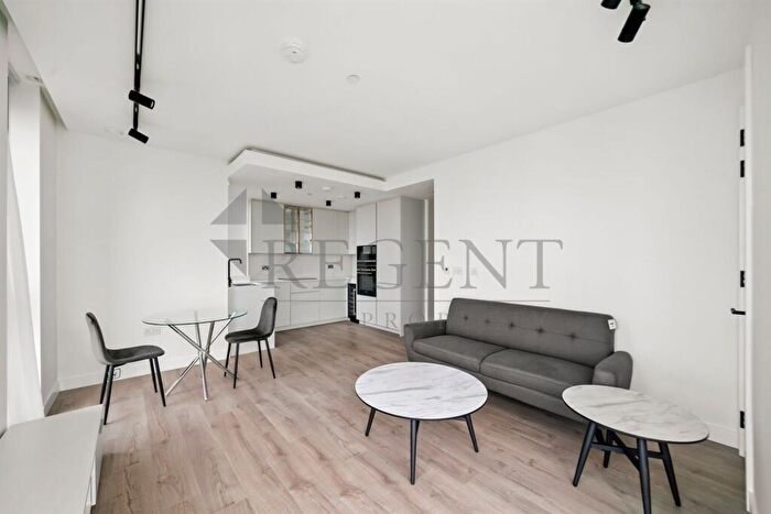 2 Bedroom Apartment To Rent In Valencia Tower, Bollinder Place, EC1V