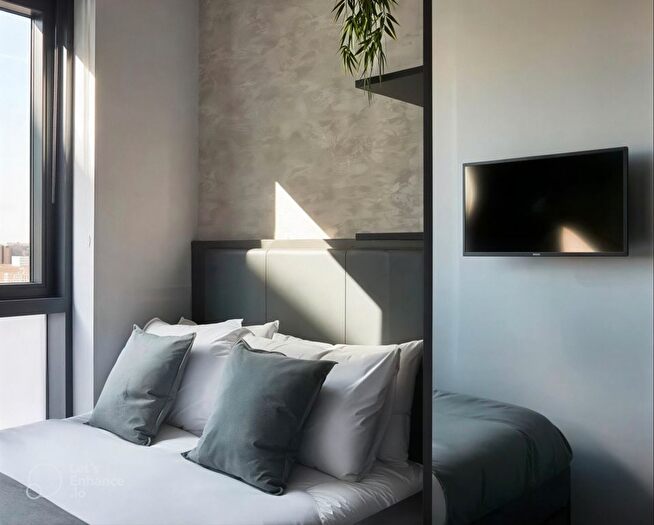 Studio To Rent In Crossharbour Plaza, London, E14