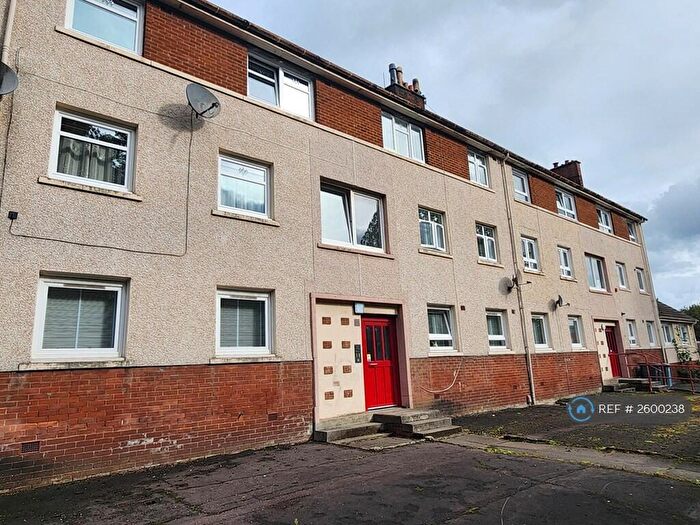 3 Bedroom Maisonette To Rent In Manse Street, Coatbridge, ML5