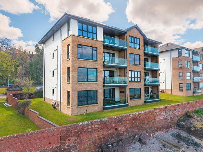 2 Bedroom Flat For Sale In Cunningham Court, Skelmorlie, PA17