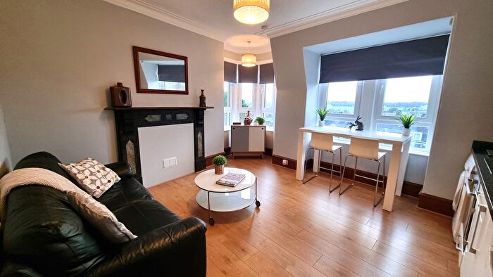 2 Bedroom Flat To Rent In Elmbank Terrace, Kittybrewster, Aberdeen, AB24