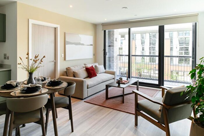 2 Bedroom Flat To Rent In Arbour, Silbury Boulevard, MK9