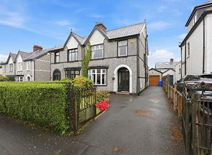 3 Bedroom Semi-Detached House For Sale In Diamond Gardens, Belfast, BT10