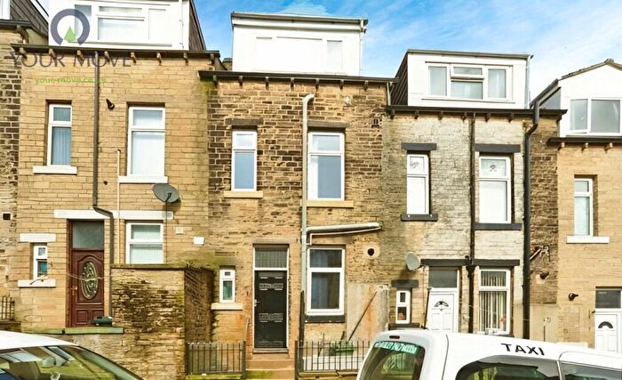 4 Bedroom Terraced House To Rent In Redcliffe Street, Keighley, West Yorkshire, BD21