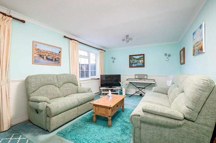 3 Bedroom Terraced House For Sale In Brayes Manor, Stotfold, Hitchin, SG5