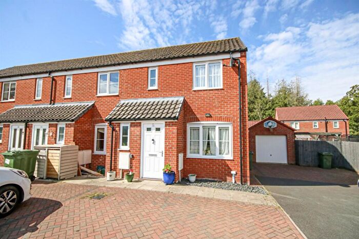 3 Bedroom End Of Terrace House For Sale In Bodmin Drive, Sprowston, NR7