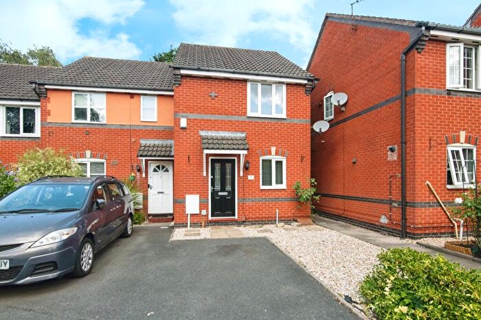 2 Bedroom Semi-Detached House For Sale In Discovery Close, Tipton, DY4