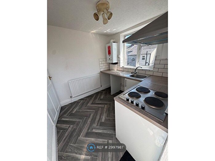 1 Bedroom Flat To Rent In Highfield Road, Blackpool, FY4