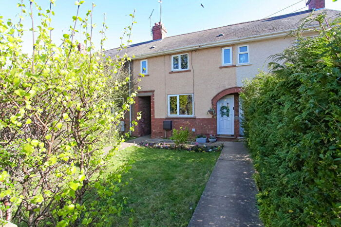 2 Bedroom Terraced House For Sale In Springfield Avenue, Banbury, OX16