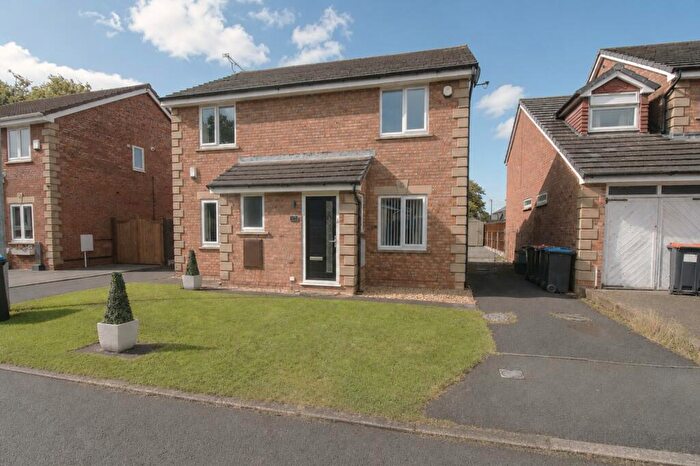 2 Bedroom Semi-Detached House For Sale In Ashbourne Close, Great Sutton, Ellesmere Port, Cheshire, CH66