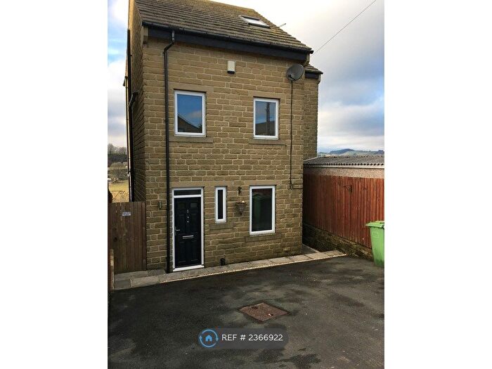 3 Bedroom Detached House To Rent In Upper Bank End Road, Holmfirth, HD9