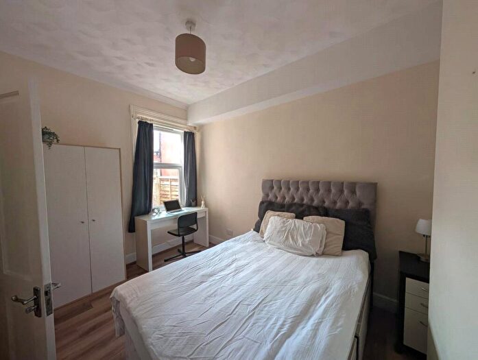 1 Bedroom Property To Rent In Hudson Road, Southsea, Hampshire, PO5