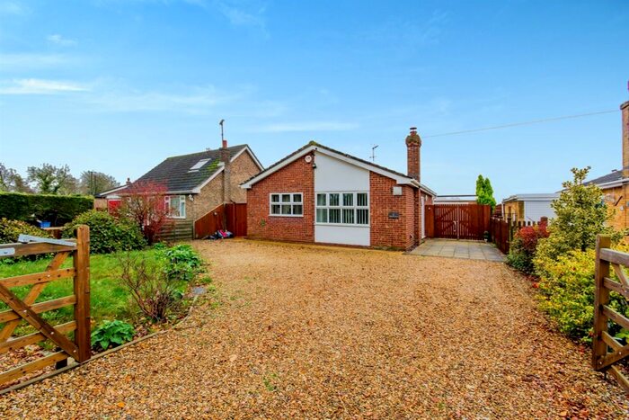 3 Bedroom Detached Bungalow For Sale In Engine Dyke, Gedney Dyke, Spalding, PE12