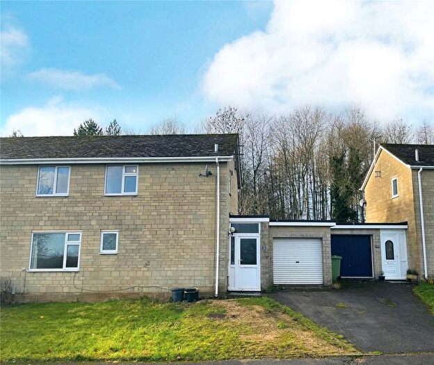 3 Bedroom Semi Detached House For Sale In Pound Close, Siddington, Cirencester, Gloucestershire, GL7