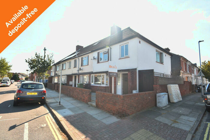 3 Bedroom End Of Terrace House To Rent In Bath Road, Southsea, PO4