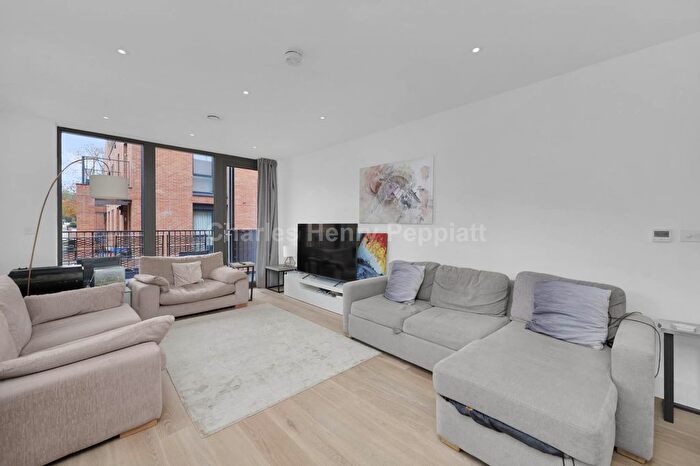 2 Bedroom Flat For Sale In Mondrian House, Kidderpore Avenue, London, NW3